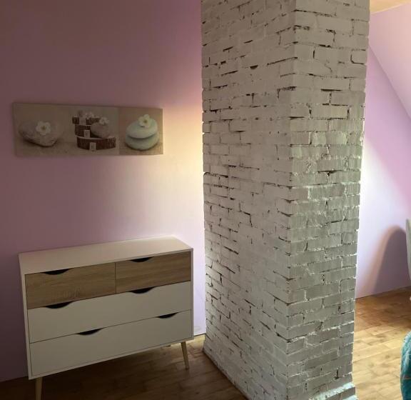 住宿加早餐  La Ferme De La Truffe Chambres D Hôtes