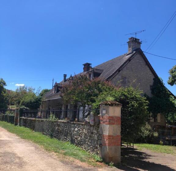 住宿加早餐  La Ferme De La Truffe Chambres D Hôtes