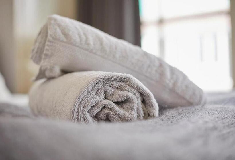 مبيت وإفطار Modern Canal House Loft   City Center