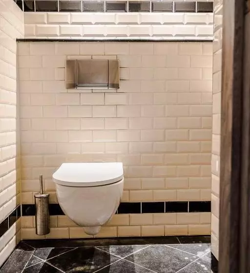 تختخواب و صبحانه Modern Canal House Loft   City Center