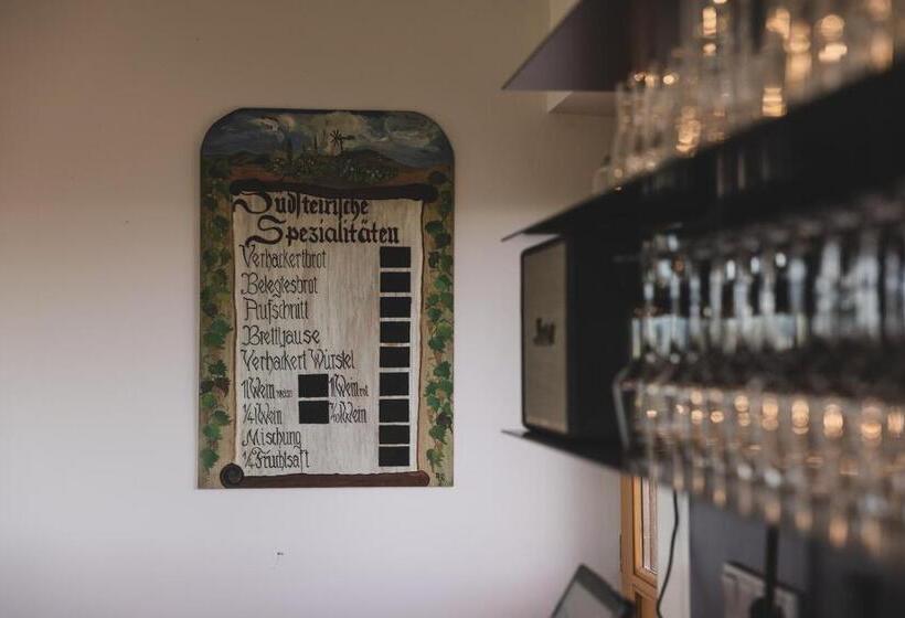 تختخواب و صبحانه Weingut Peter Grill