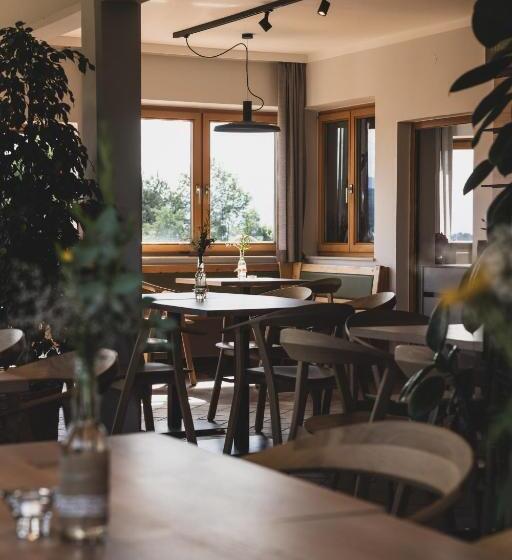 تختخواب و صبحانه Weingut Peter Grill