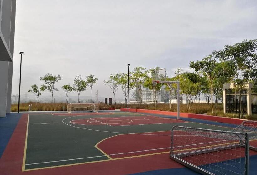 בית מלון כפרי Astetica Residences @ Seri Kembangan