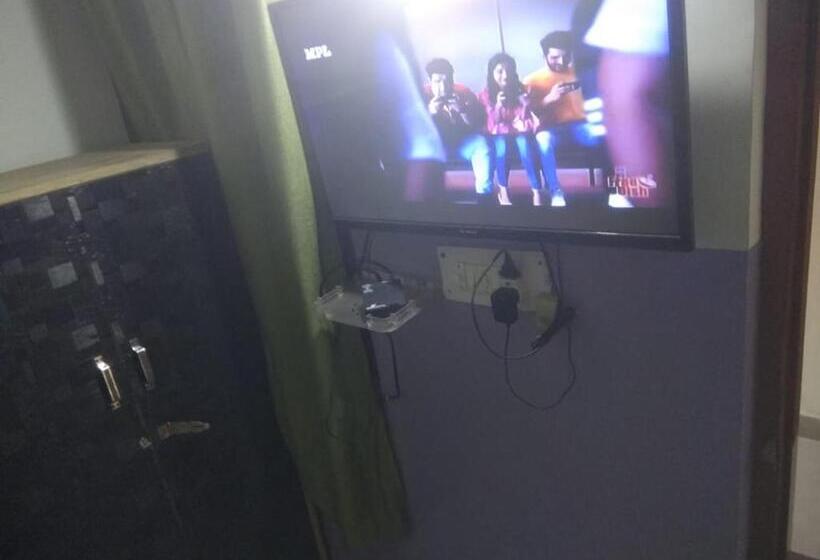 Отель Big Bell By Wb Inn