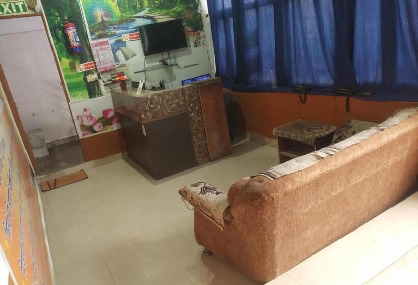 Отель Big Bell By Wb Inn