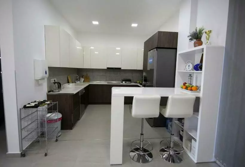 هتل Guest House Prague