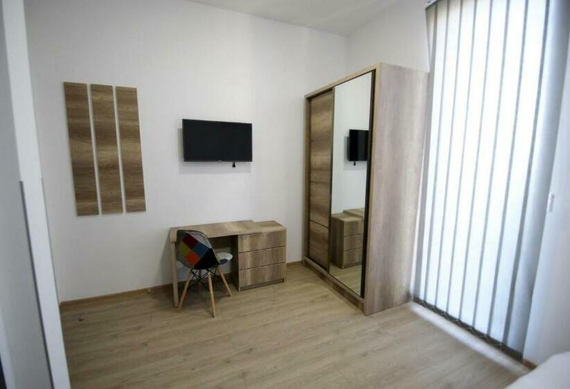 هتل Guest House Prague