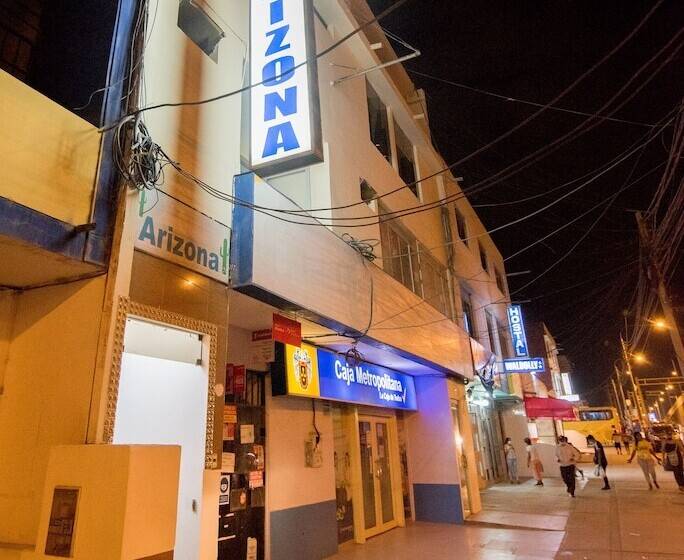 هتل Hostal Arizona Piura