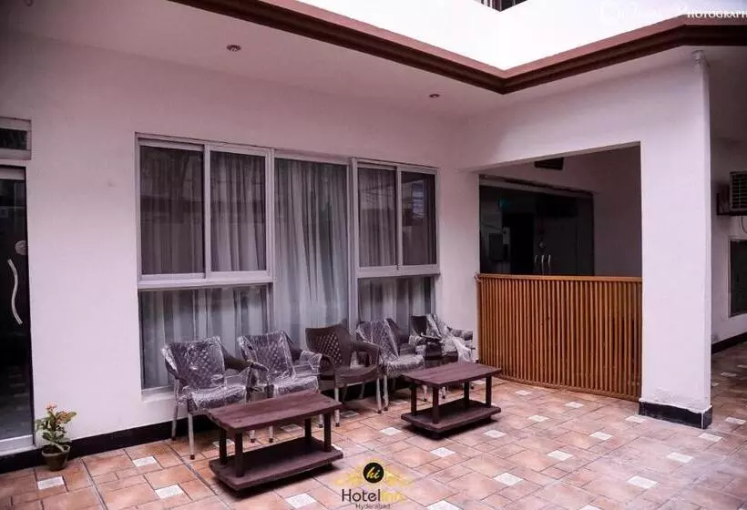 هتل Inn Hyderabad