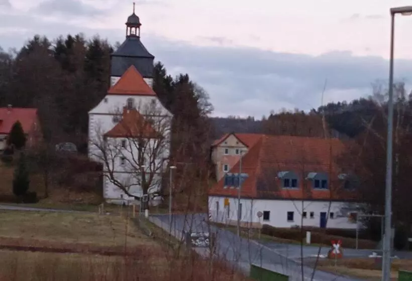 ホテル & Restaurant Zum Adlersberg