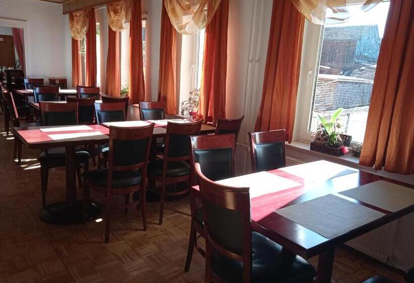 בית מלון כפרי & Restaurant Zum Adlersberg