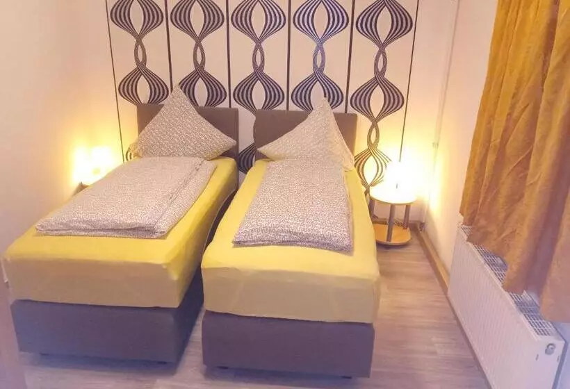 ホテル & Restaurant Zum Adlersberg