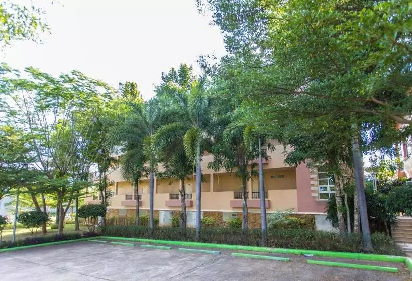 هتل The Earth Anthioch Khao Yai