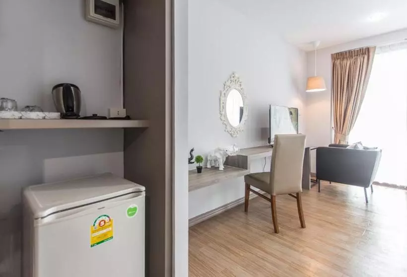 هتل The Earth Anthioch Khao Yai