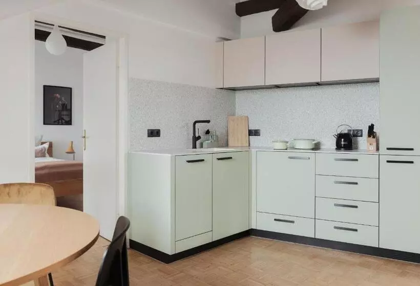 Marktbar Studios   Boutique Apart