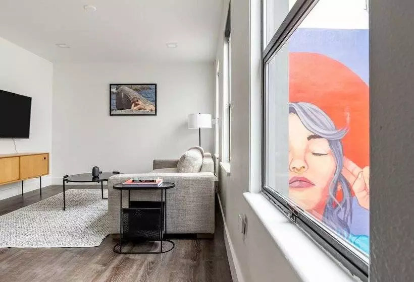 Reside Seattle Downtown, A Wyndham Residence