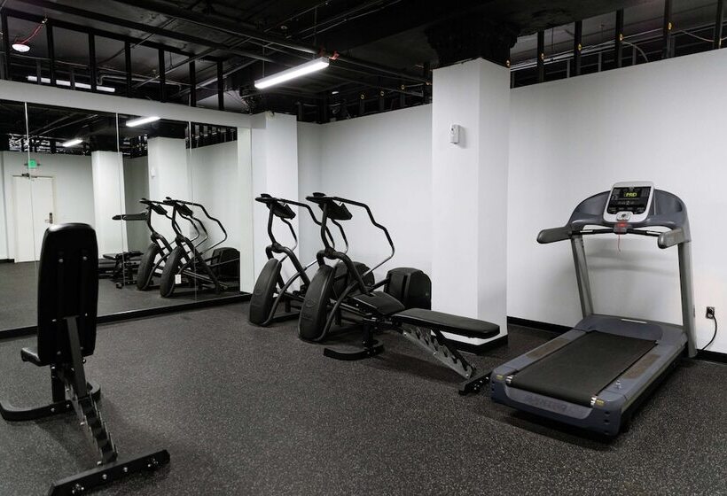 Reside Seattle Downtown, A Wyndham Residence