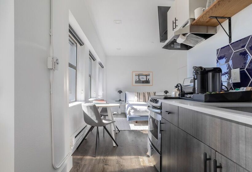 Reside Seattle Downtown, A Wyndham Residence