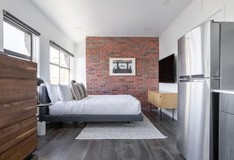 Reside Seattle Downtown, A Wyndham Residence