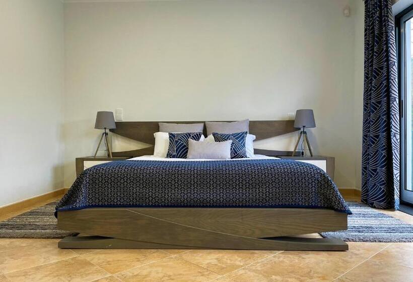 بنسيون Chalé D Angra Guest House