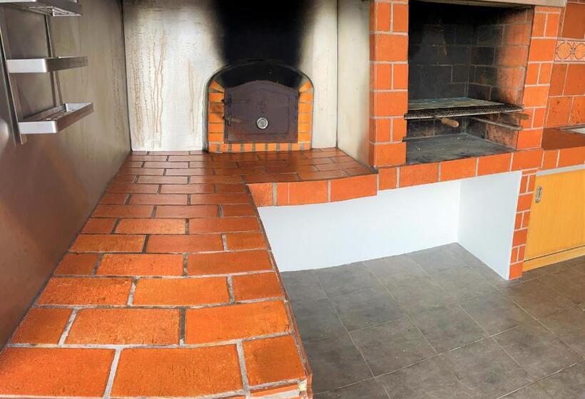 بنسيون Chalé D Angra Guest House