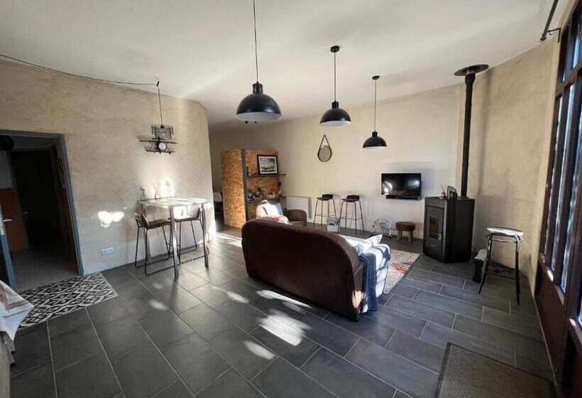 بنسيون Domaine Feuillet