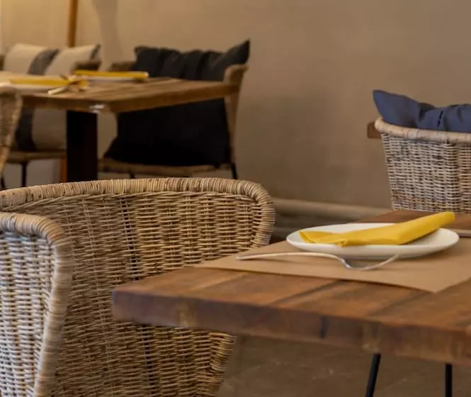 Majatalo Hostal Es Niu De Tamariu