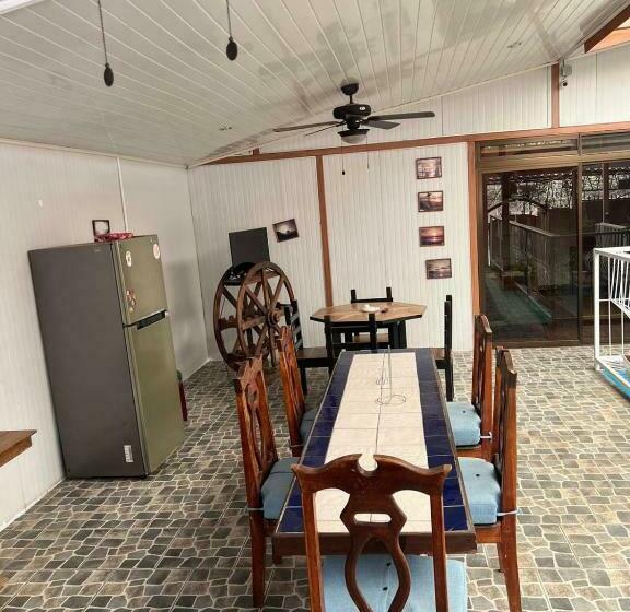 펜션 Hostel Casa Tamarai