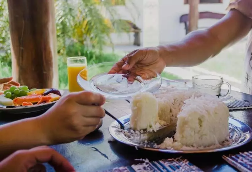 ペンション Pousada Casanossa