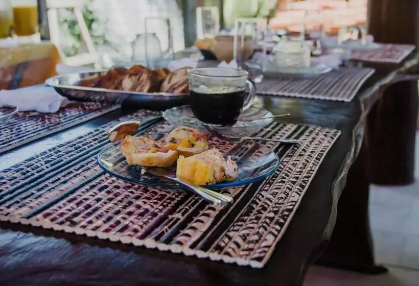 ペンション Pousada Casanossa