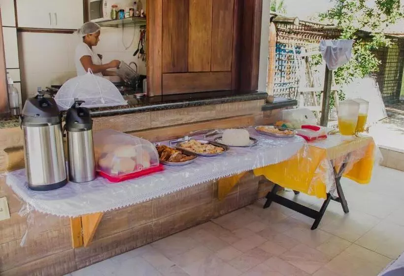 ペンション Pousada Casanossa