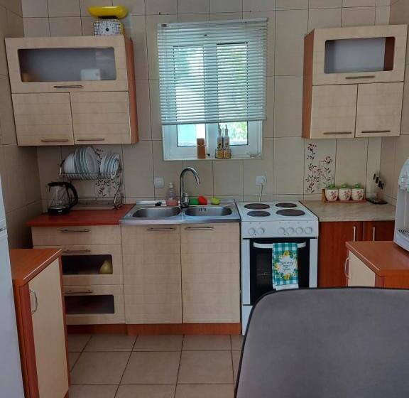 پانسیون Villa Lyudmila