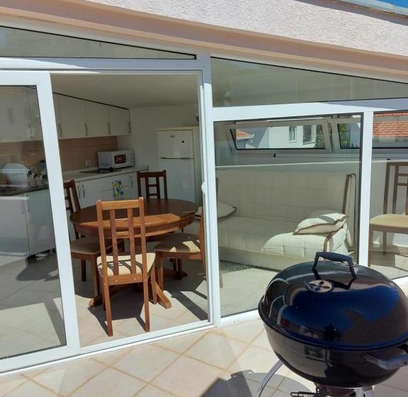 پانسیون Villa Lyudmila