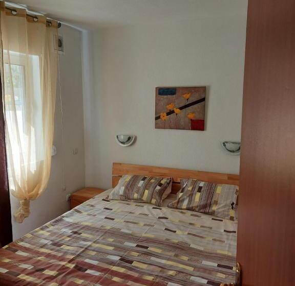 پانسیون Villa Lyudmila