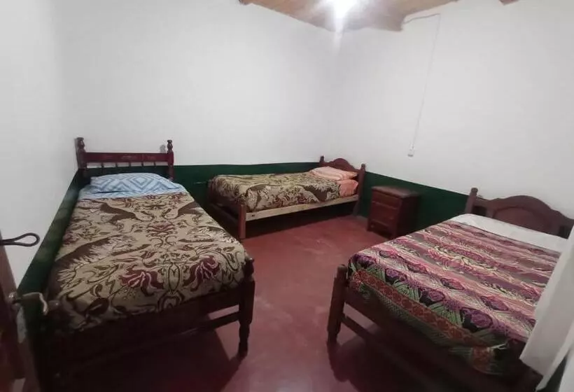 Retkeilymaja Hostal Lupita