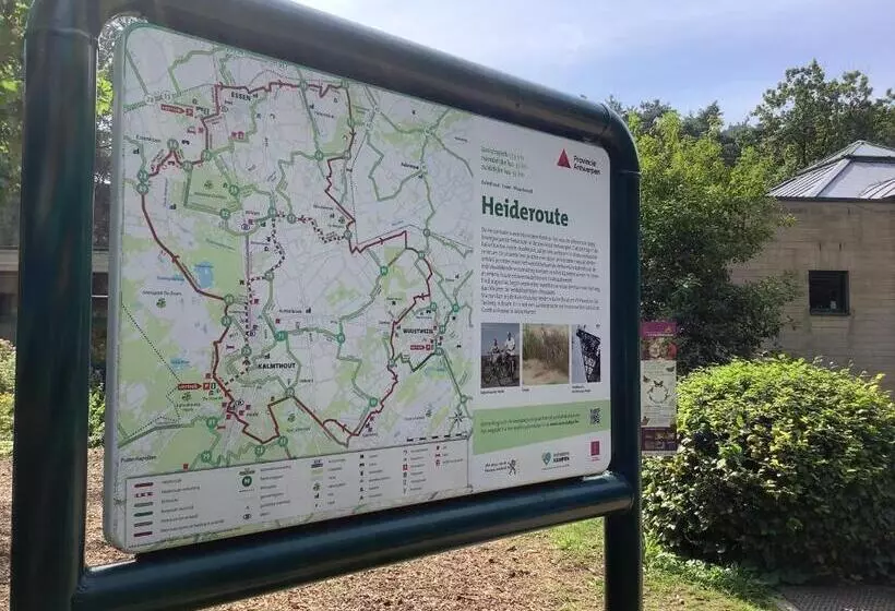 ベッドアンドブレックファースト T Greefsch Geluck