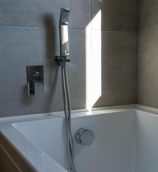 ベッドアンドブレックファースト Villa Porrelli Rooms & Spa Suite