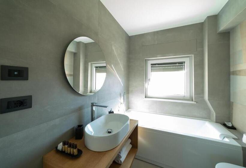 ベッドアンドブレックファースト Villa Porrelli Rooms & Spa Suite