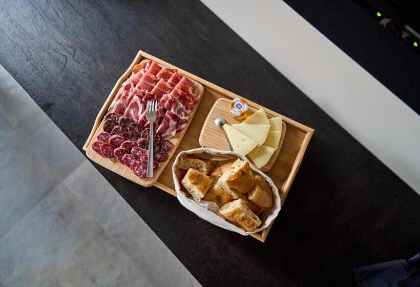 ベッドアンドブレックファースト Villa Porrelli Rooms & Spa Suite