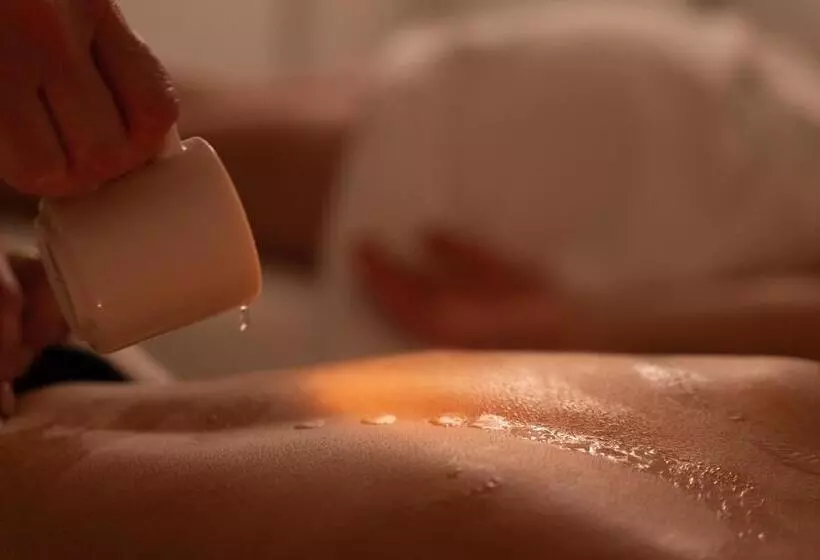 ベッドアンドブレックファースト Villa Porrelli Rooms & Spa Suite