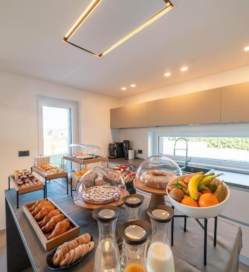 ベッドアンドブレックファースト Villa Porrelli Rooms & Spa Suite