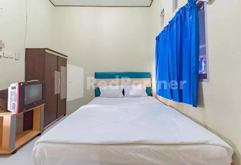 ホテル Ana Guest House Syariah Mitra Reddoorz