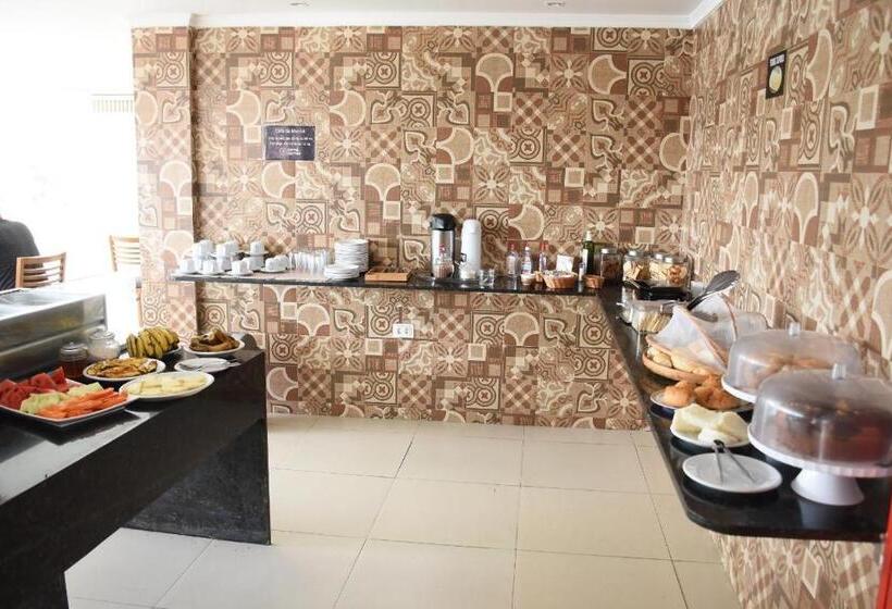 酒店 Center Vitoria