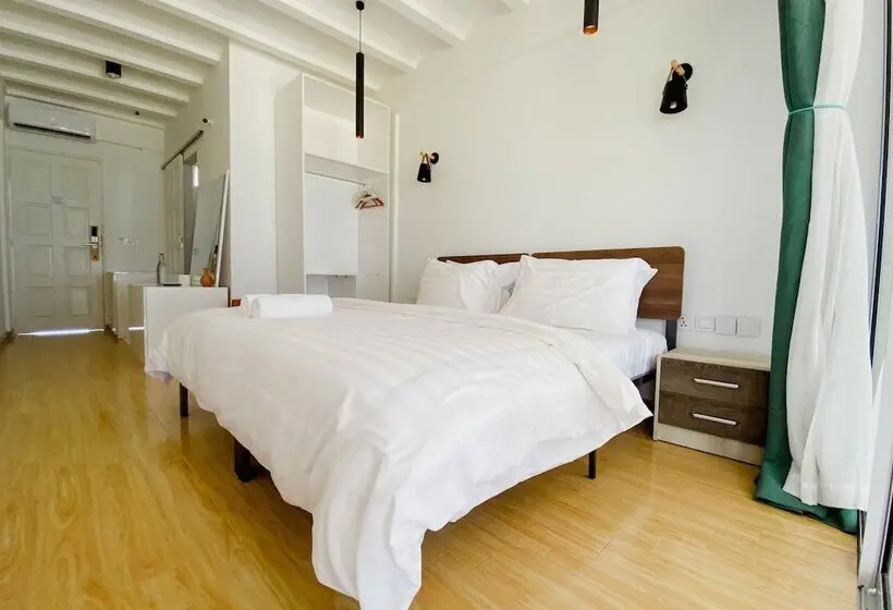 Hotelli Coral Inn