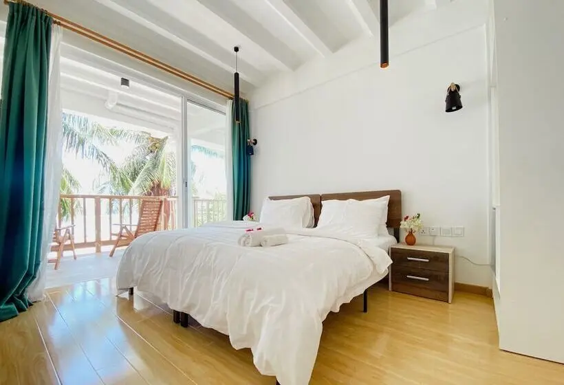 Hotelli Coral Inn