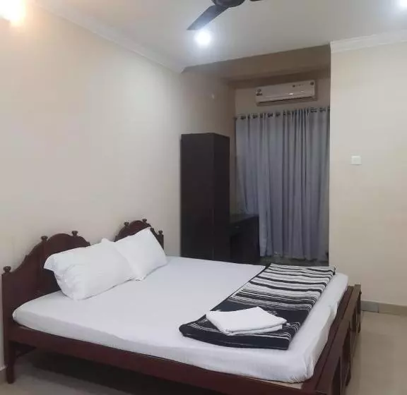 ホテル Corridor Calicut Airport