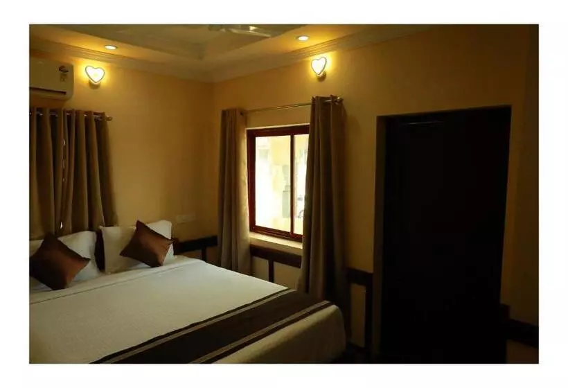 ホテル Corridor Calicut Airport