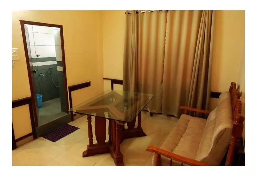 ホテル Corridor Calicut Airport