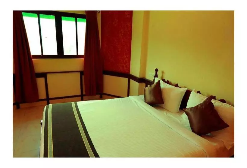 ホテル Corridor Calicut Airport