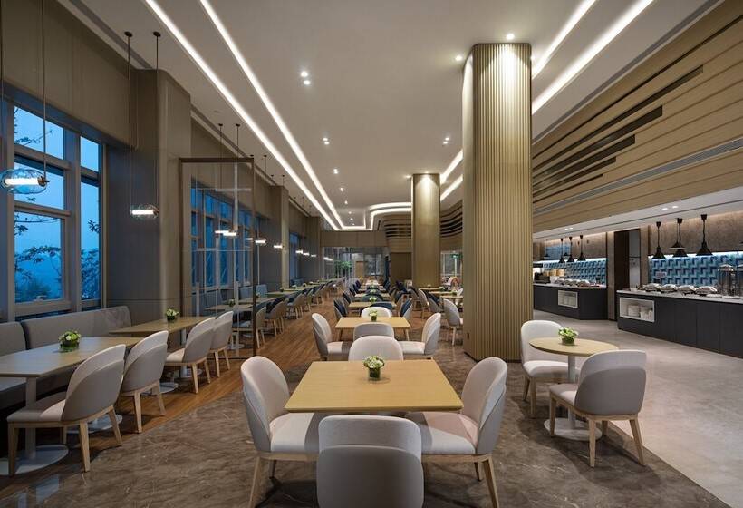 Hotel Holiday Inn Express Yibin By Ihg